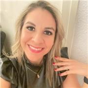 Soy Licenciada en Comunicación con más de 12 años de experiencia. Además, tengo experiencia como copywriter y redacción publicitaria. Ofrezco clases particulares de copywriter para jóvenes y adultos en Barcelona o en otras ciudades en remoto.